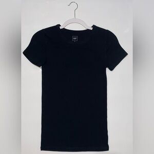 GAP Classic Black Tee